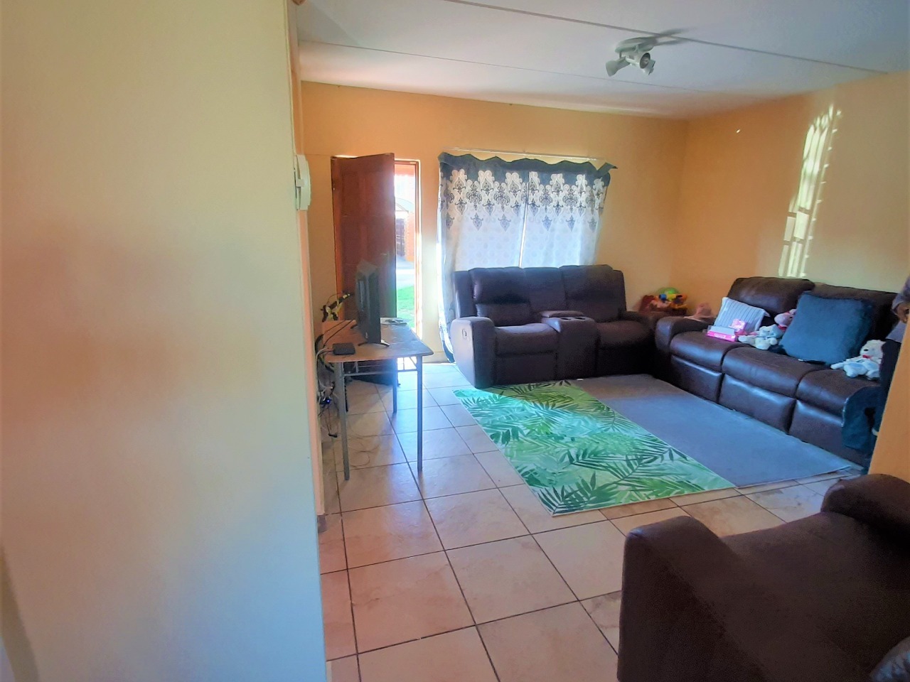 2 Bedroom Property for Sale in Waterval East North West